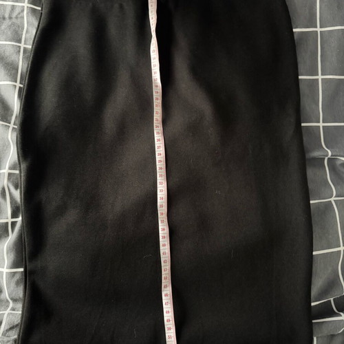 Black skirt size S like new, knee length