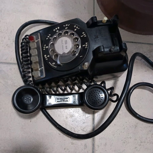 Collectible telephone used, rare antique 1940-1969
