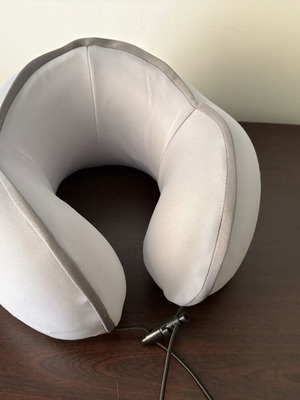 Memory Foam Travel Pillow like new with carabiner