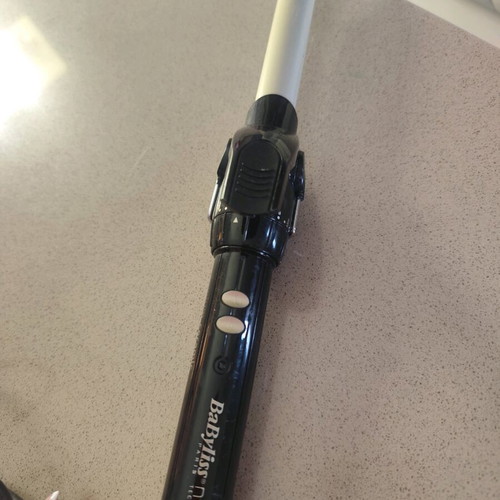 Babyliss hair iron like new