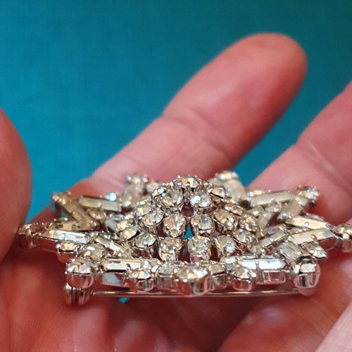 Vintage brooch Western Germany like new, silver with crystals