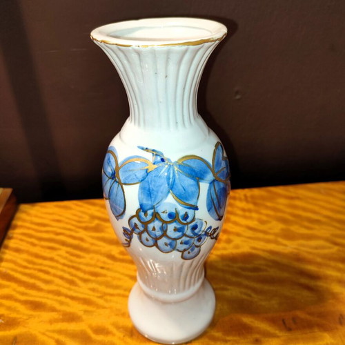 Decorative porcelain vase used 22cm with blue flowers and gold lines