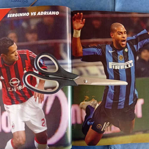 Calcio 2000 Italian Football Magazine February 2006 like new