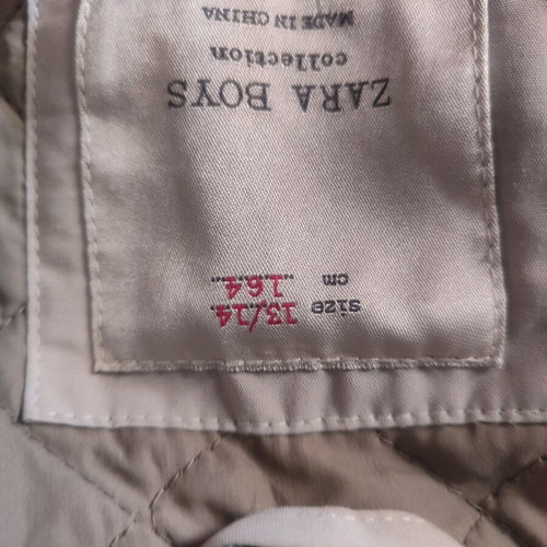 Zara boys' beige jacket with camouflage hood like new, size 13-14