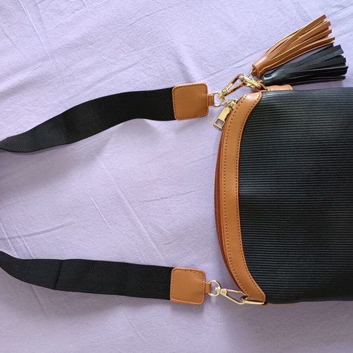 Fragola elegant black crossbody handbag like new