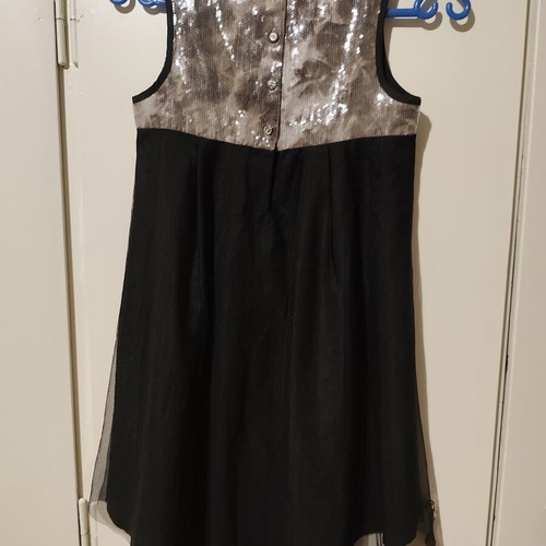 Orchestra official girls' dress with sequins and tulle, size 10 years