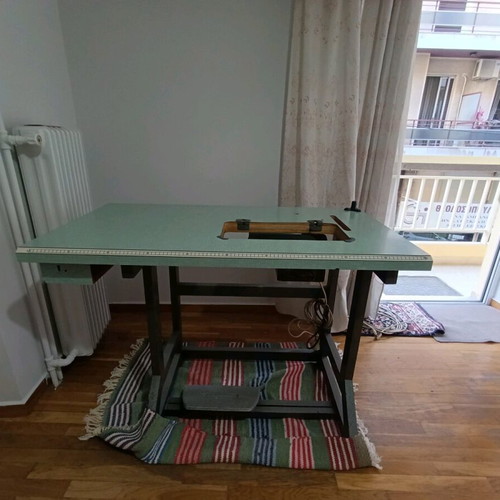 Pfaff sewing machine table used