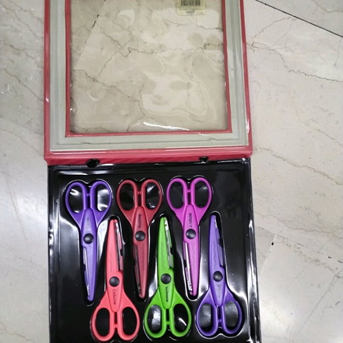 Craft scissors set of 6 with zigzag cuts new