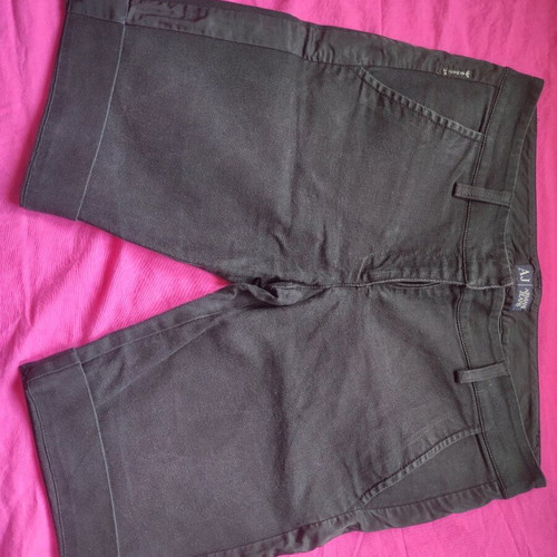 Armani men's black bermuda size 29 like new