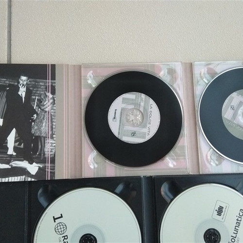 CDs used, pack of 4 cases