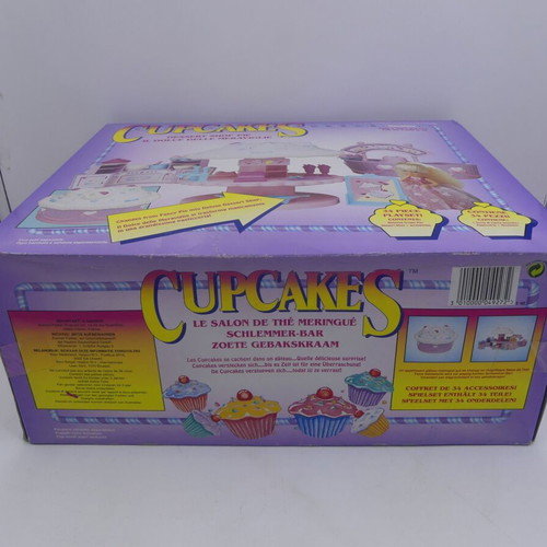 Cupcakes Dessert Shop Pie Set Kenner new