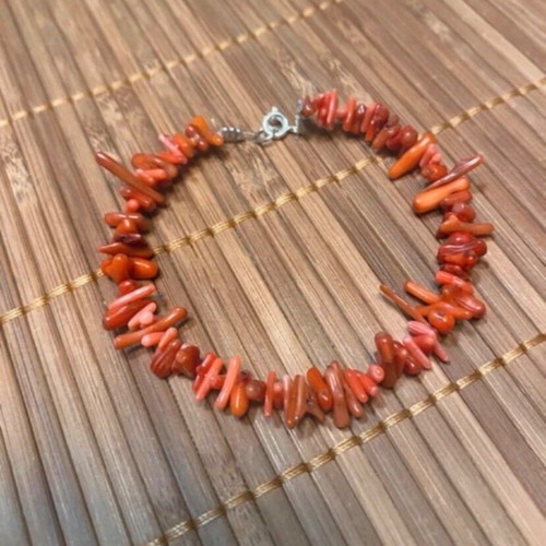 Coral bracelet new, red