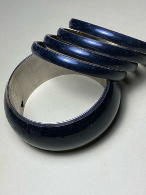 Black bracelets used, pack of 5 pieces