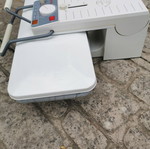 Steam press used, functional with wear and water leak