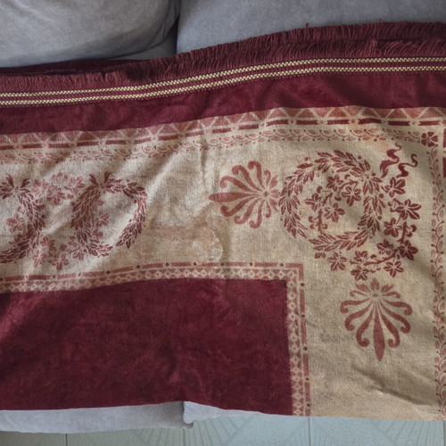 Chenille Throw Blanket Large, Like New, Burgundy and Gold