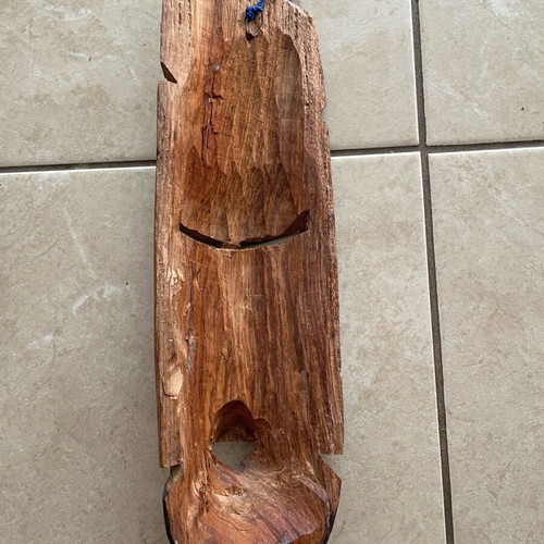Handmade mask like new