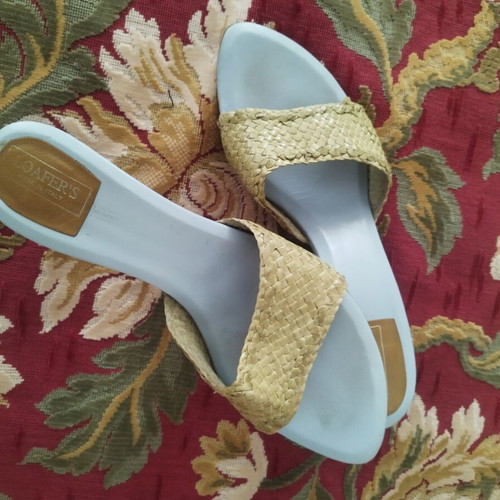 Italian leather sandals like new, woven, size 41, women's