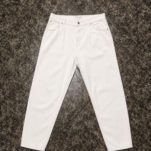 Bershka White Balloon Jeans Women XL Like New