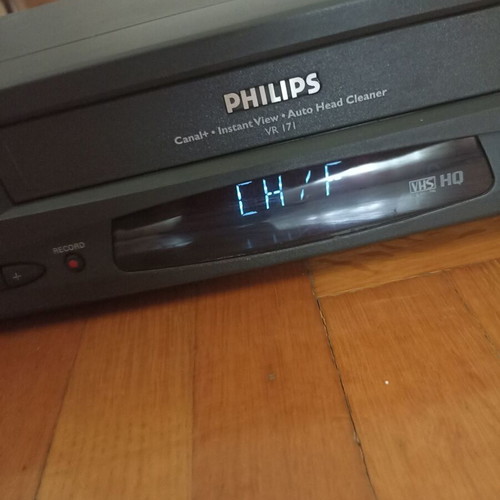 Philips VR171/16 video cassette recorder, used