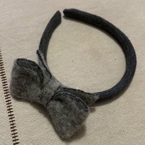 Children's winter headbands like new, set of two wool fabric