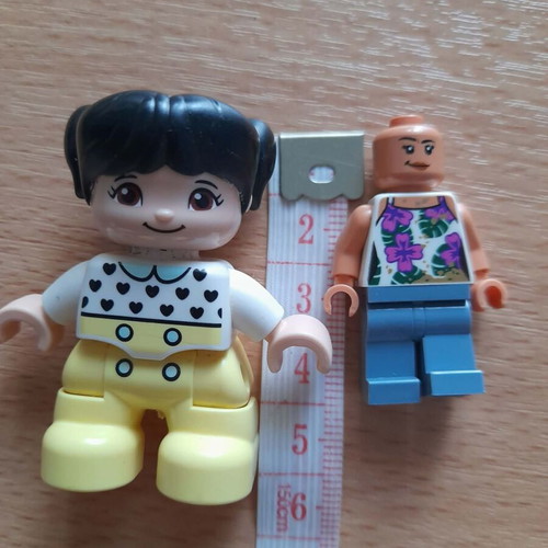 Lego figures Duplo girl and classic minifigure like new