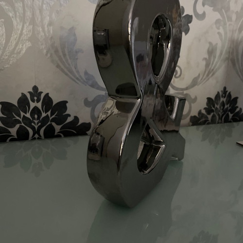 Decorative item used, in excellent condition