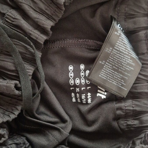 Running shorts black, like new