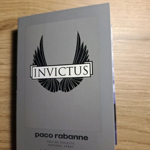 Paco Rabanne Invictus EDT 1.5 ml sample like new