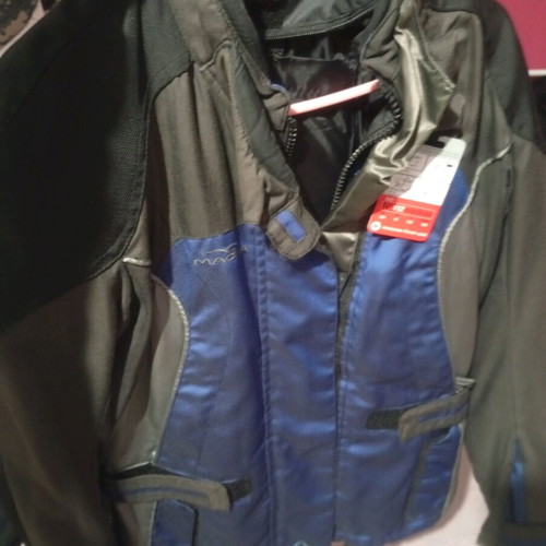 Macna motorcycle jacket and pants set xs like new with armor