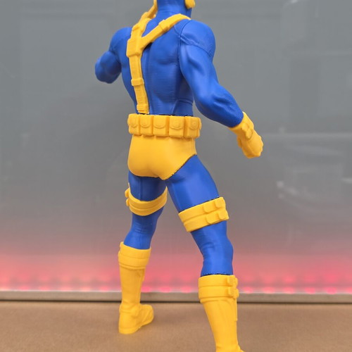 Cyclops figure like new, 24 cm