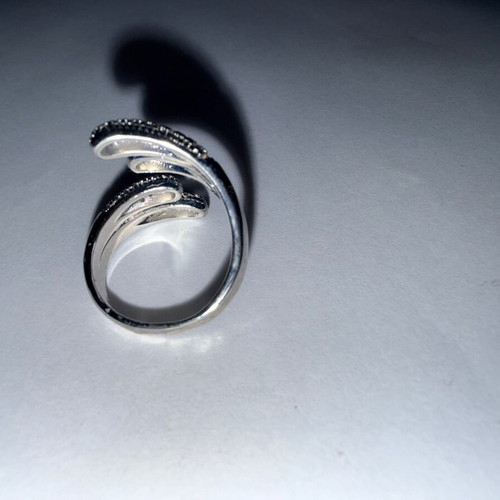 Vintage platinum plated ring with white zircon, adjustable size, like new