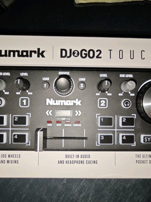 Νέος DJ κονσόλα Numark DJ2GO2 Touch, φορητή, αχρησιμοποίητη