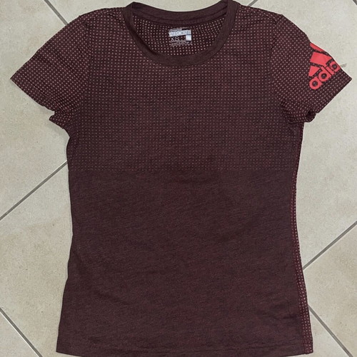 Adidas Climacool Aeroknit Women T-Shirt like new, burgundy dot print, size XS