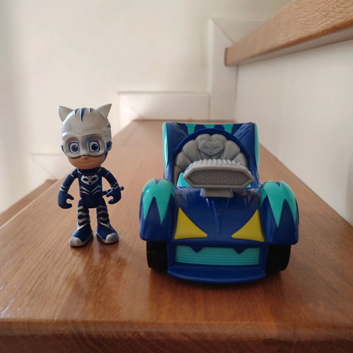 Pj Masks car and Catboy figure like new