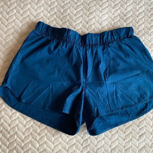 Crane women's running shorts size M like new