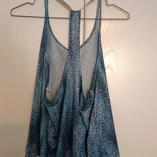 H&M athletic sleeveless top like new, blue, size S