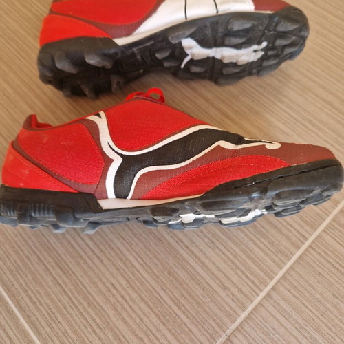 Puma athletic shoes like new, unisex, size 38, black and red