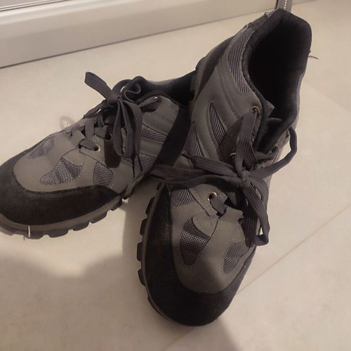 Work shoes slightly used, gray, size 43