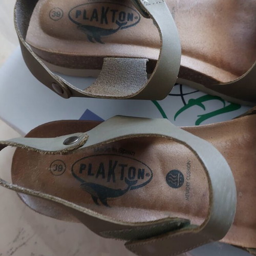 Plakton leather sandals like new, size 39, gray