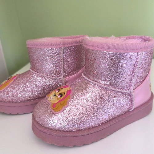 SINSAY boots with glitter and fur, like new, size 26