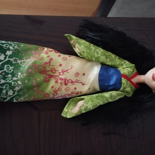 Mattel Disney Princess Mulan doll like new for 3+ years