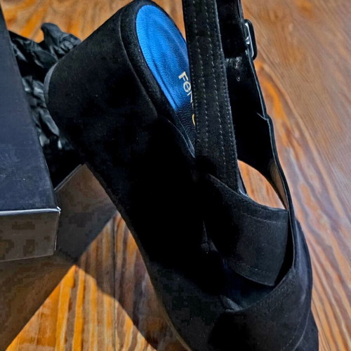 Feng Shoe black platform sandals size 41 new