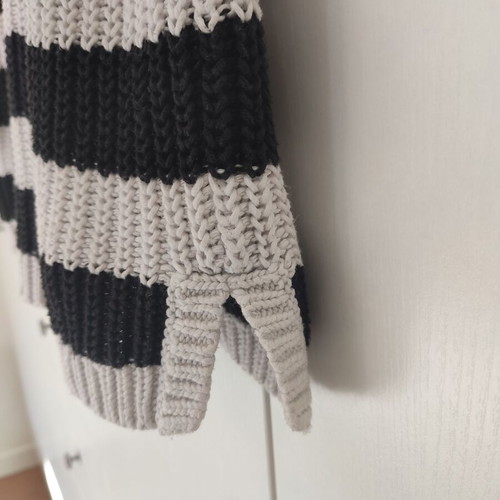 Levi's striped knit sweater 3/4 sleeves used, size M