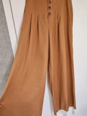 Pink Woman pants new, size S/M