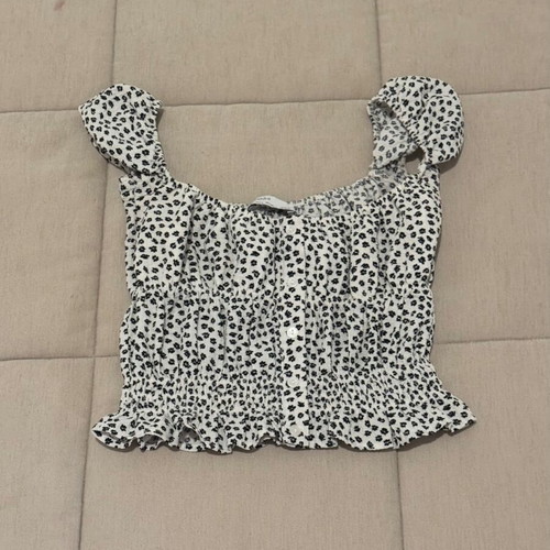 Crop top Bershka floral like new, size S, black and white