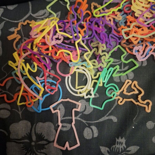 Silly Bandz collection like new, 65 pieces, some collectible