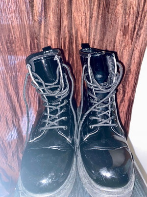 Women's boots used size 40 black