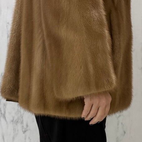 Minaidis women's fur coat One Size like new, brown mink