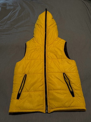 Nautica windbreaker vest used, yellow