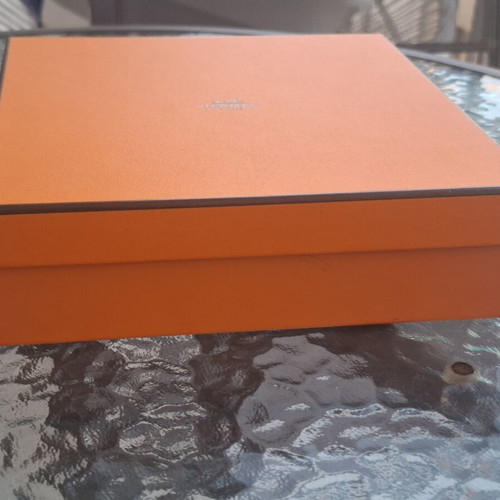 Hermes κουτί 19,5x19,5x5 εκ.